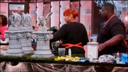 Is It Cake Halloween (Hindi) - Season 01 Episode 04